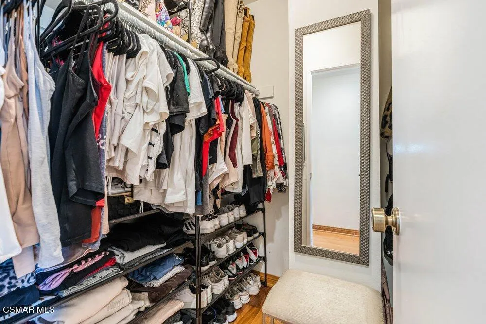 18102 Burbank Boulevard #29 Tarzana, CA 91356