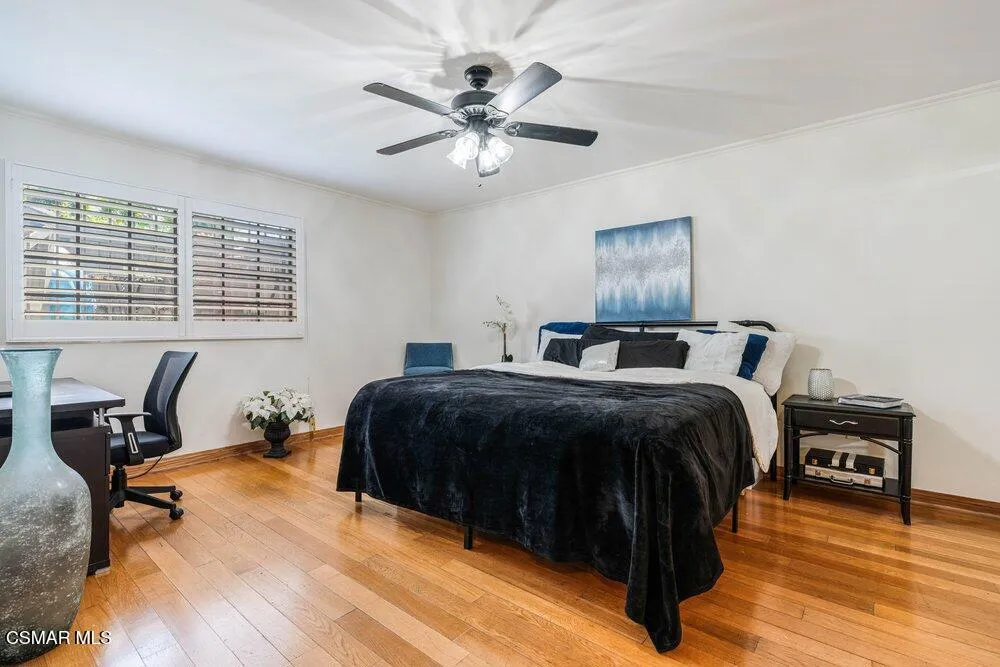 18102 Burbank Boulevard #29 Tarzana, CA 91356