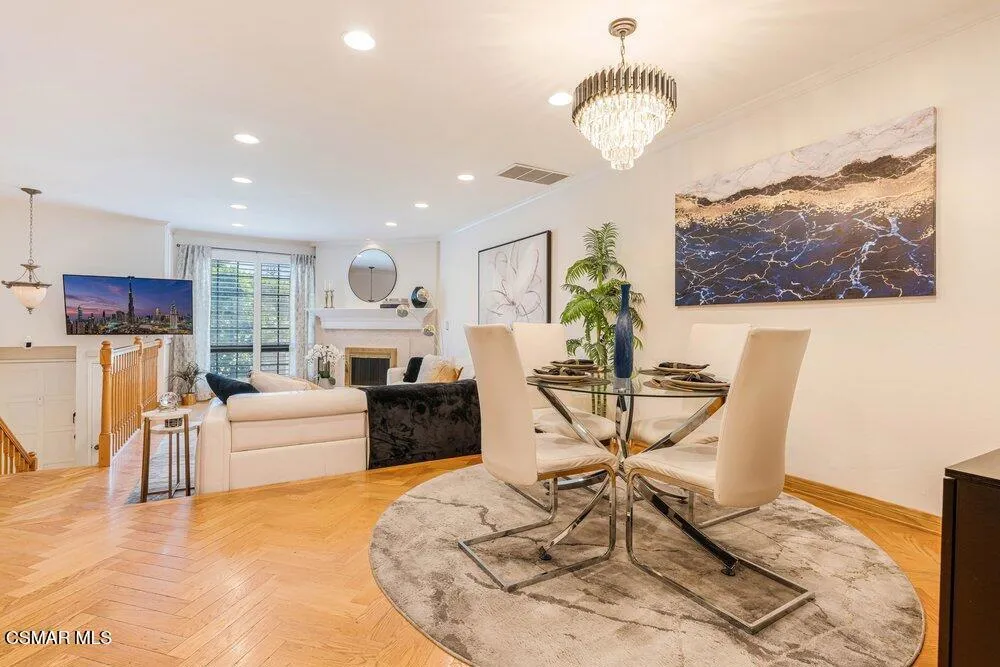 18102 Burbank Boulevard #29 Tarzana, CA 91356