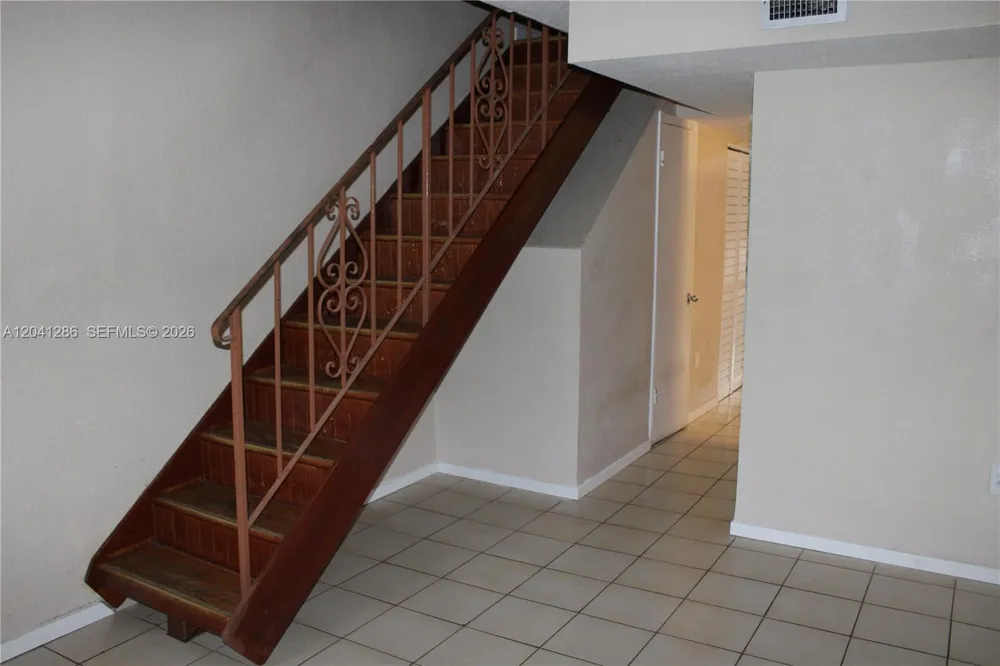 5446 W 26th Ave #C-20 Hialeah, FL 33016