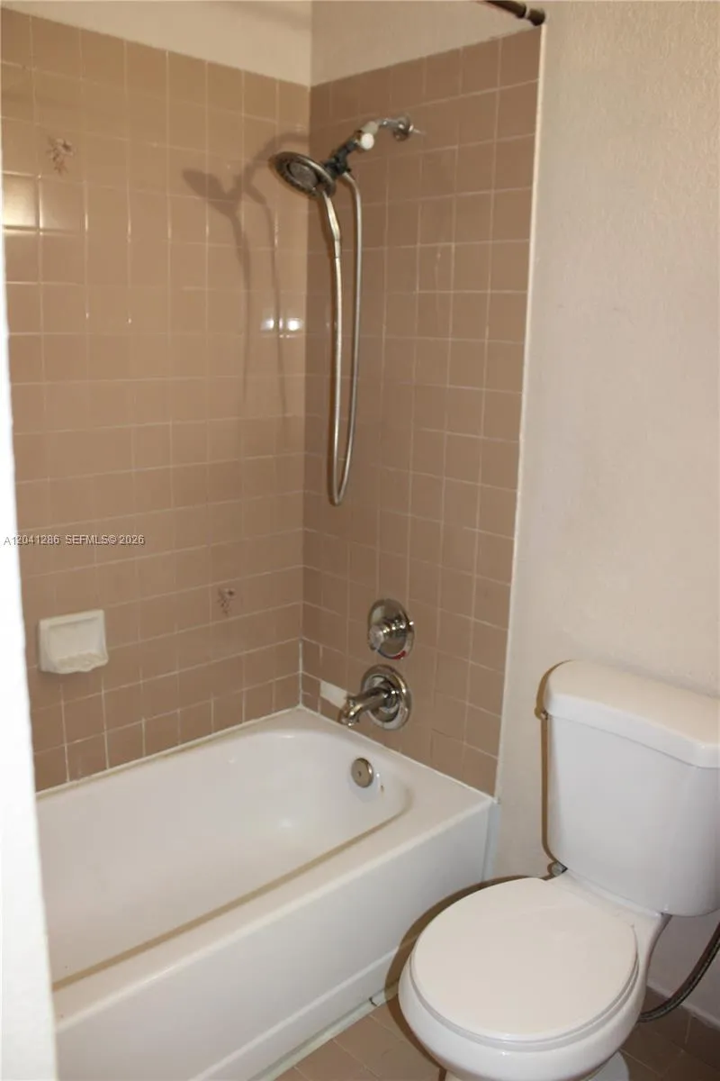 5446 W 26th Ave #C-20 Hialeah, FL 33016