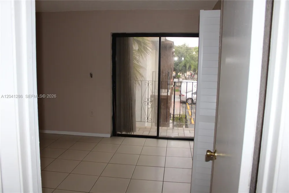 5446 W 26th Ave #C-20 Hialeah, FL 33016