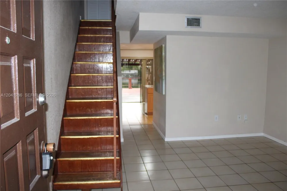 5446 W 26th Ave #C-20 Hialeah, FL 33016