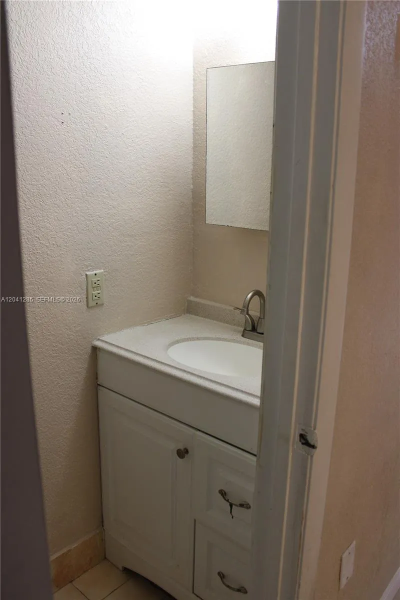 5446 W 26th Ave #C-20 Hialeah, FL 33016