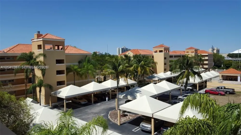 201 NW 7th St #408 Miami, FL 33136