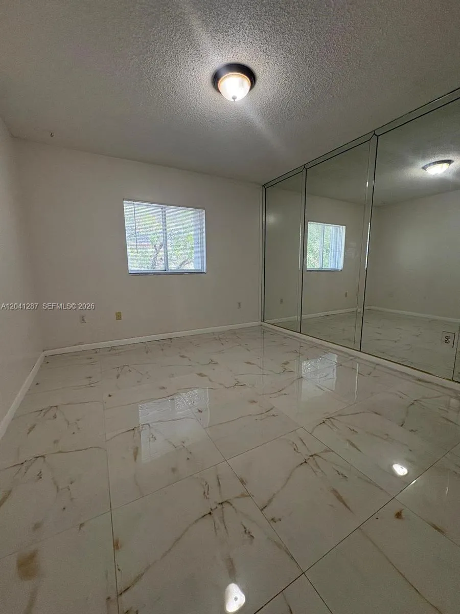 201 NW 7th St #408 Miami, FL 33136
