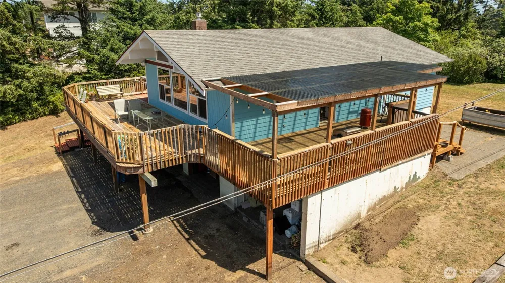 1856 Hoquiam Lane S Westport, WA 98595