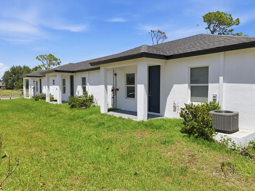 195 Rotonda Blvd W #A Port Charlotte, FL 33947