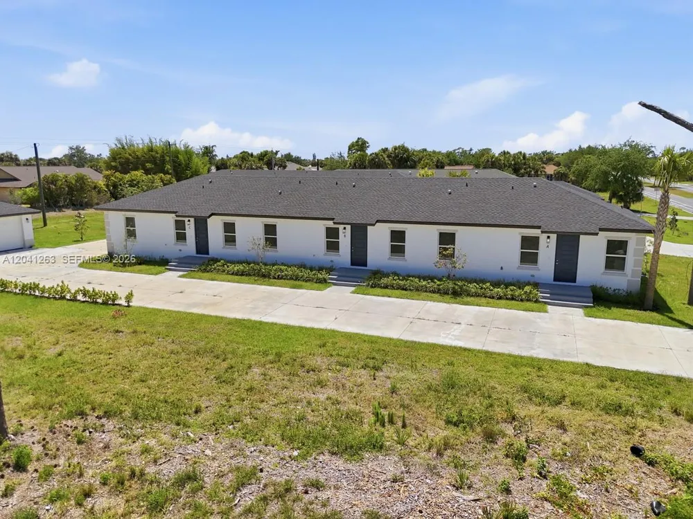 195 Rotonda Blvd W #A Port Charlotte, FL 33947
