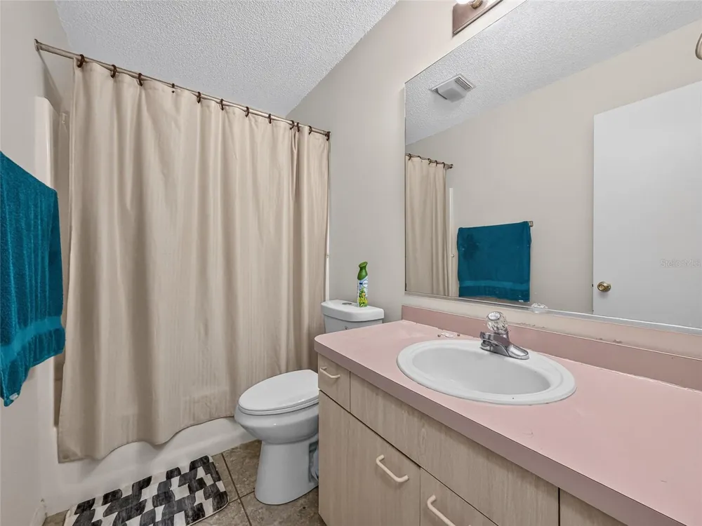 1222 SANTOS PLACE Lady Lake, FL 32159