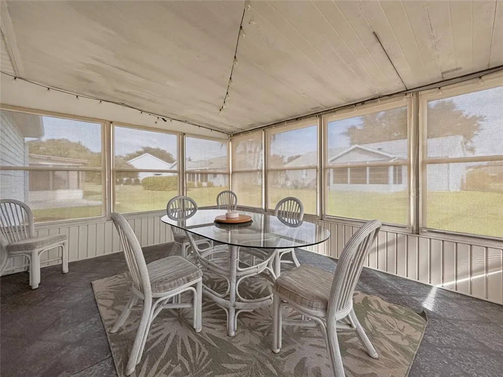 1222 SANTOS PLACE Lady Lake, FL 32159