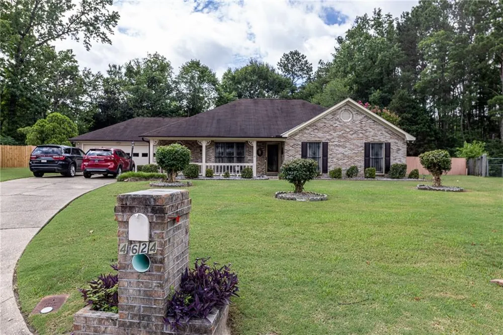 4624 Deerfield Drive Columbus, GA 31907