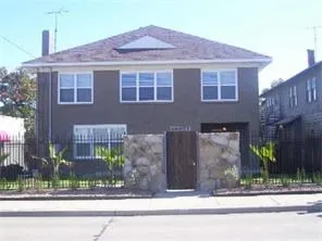 1122 Zang Boulevard #201