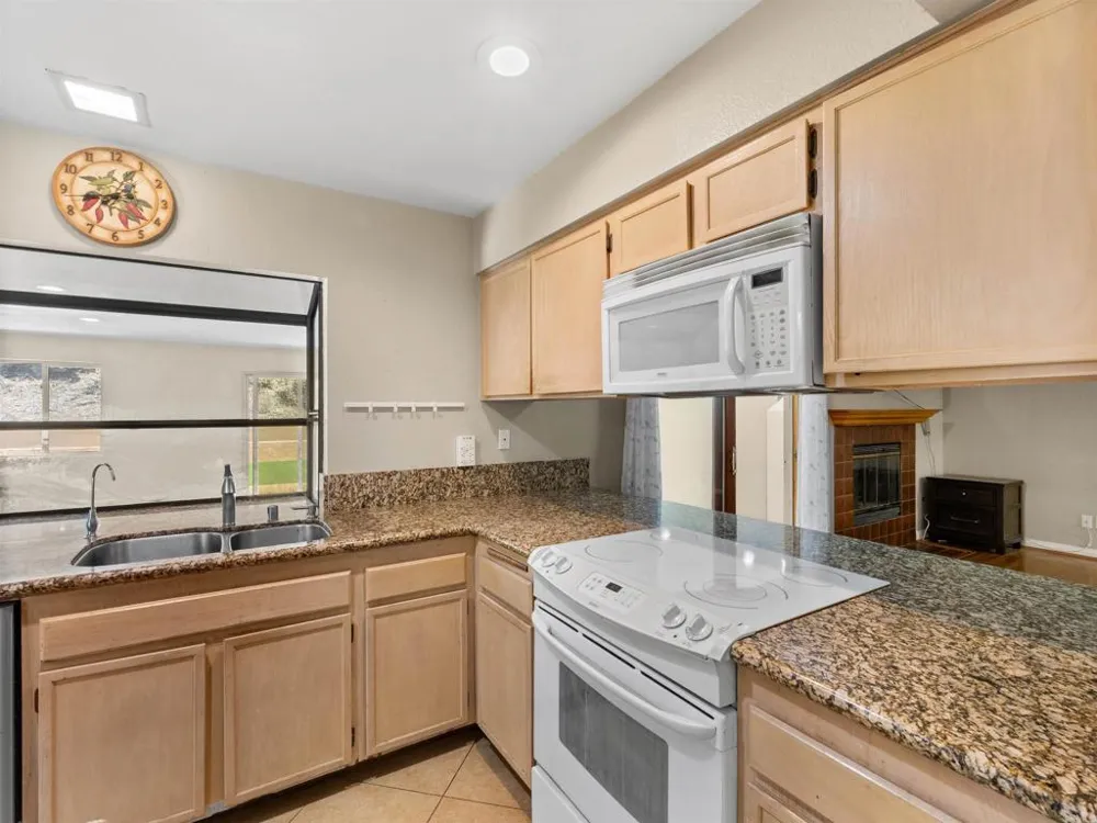 8410 Sedorus Street San Diego, CA 92129