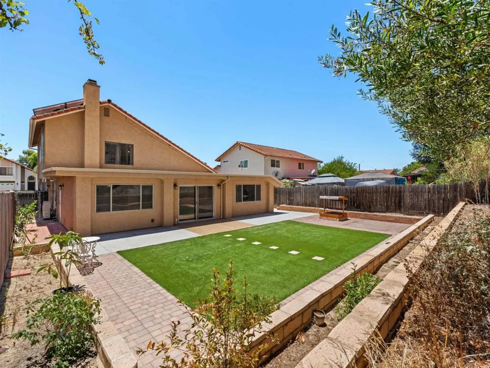 8410 Sedorus Street San Diego, CA 92129