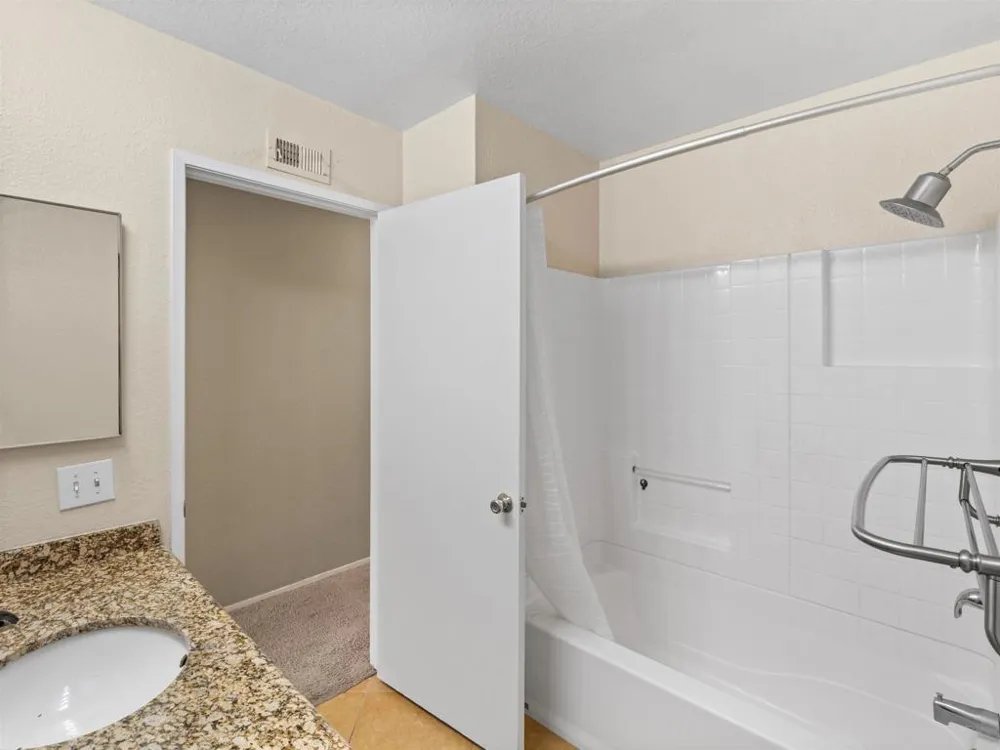 8410 Sedorus Street San Diego, CA 92129