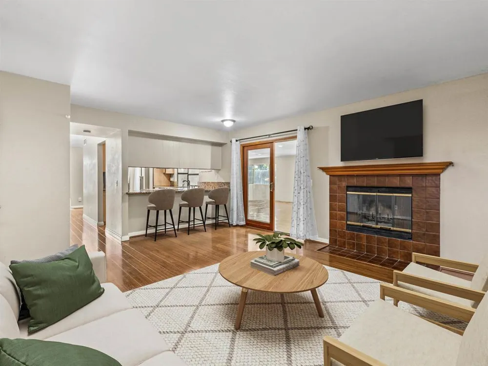 8410 Sedorus Street San Diego, CA 92129