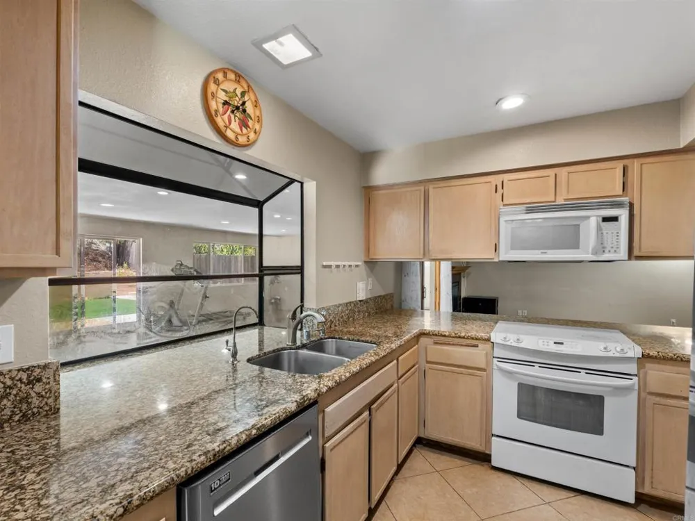 8410 Sedorus Street San Diego, CA 92129