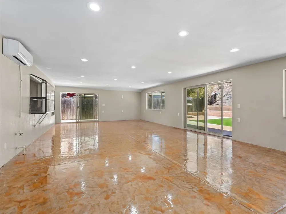 8410 Sedorus Street San Diego, CA 92129