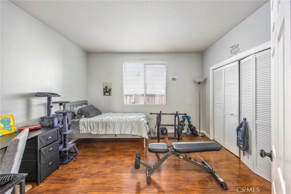 13633 Zircon Way Victorville, CA 02394
