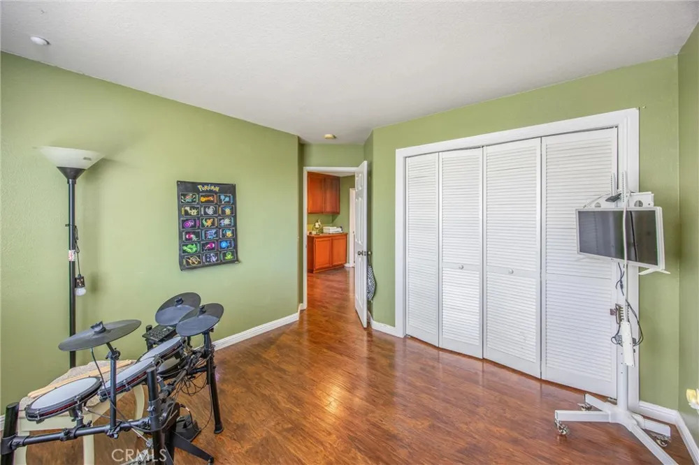 13633 Zircon Way Victorville, CA 02394