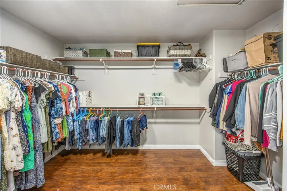 13633 Zircon Way Victorville, CA 02394
