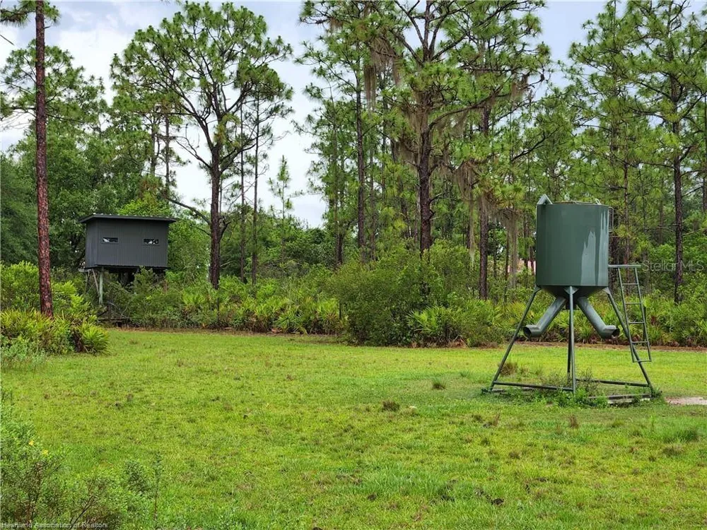 17470 COUNTY ROAD 731 Venus, FL 33960