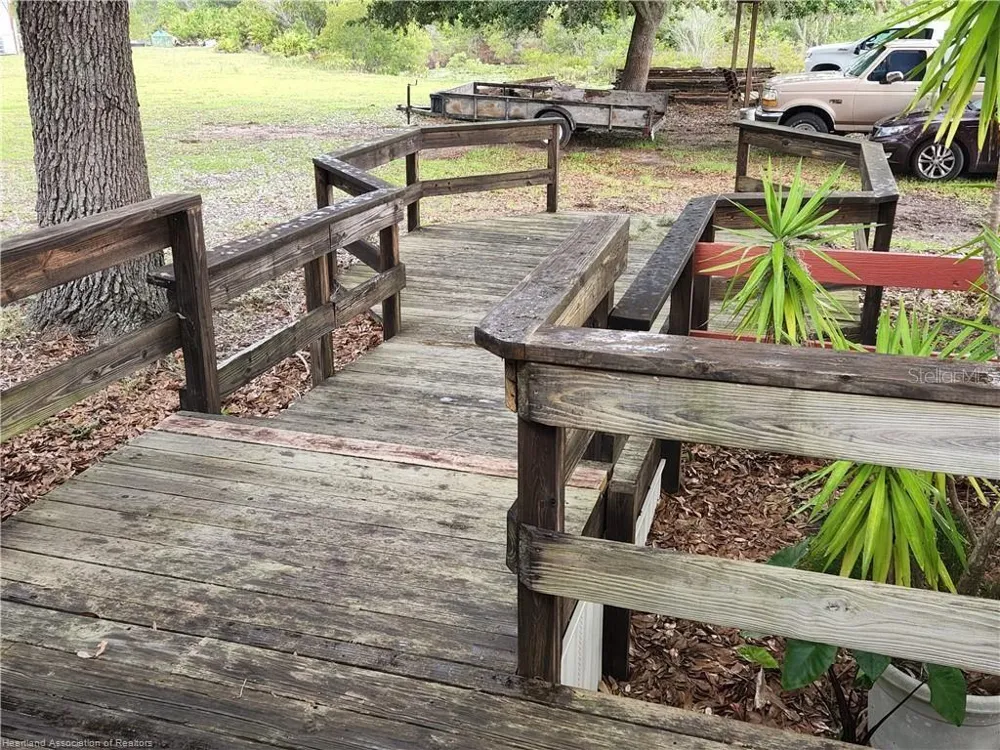 17470 COUNTY ROAD 731 Venus, FL 33960
