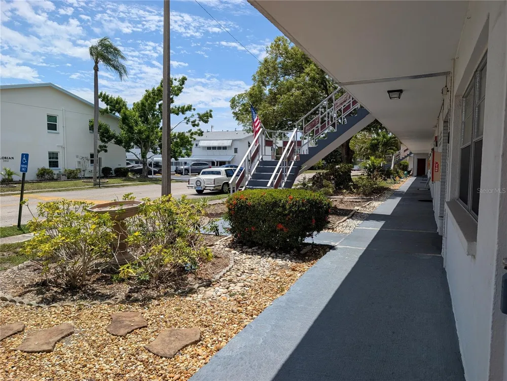 5850 18TH STREET #7 St Petersburg, FL 33714