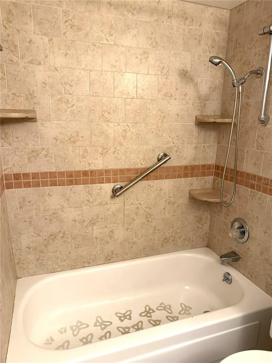 5850 18TH STREET #7 St Petersburg, FL 33714