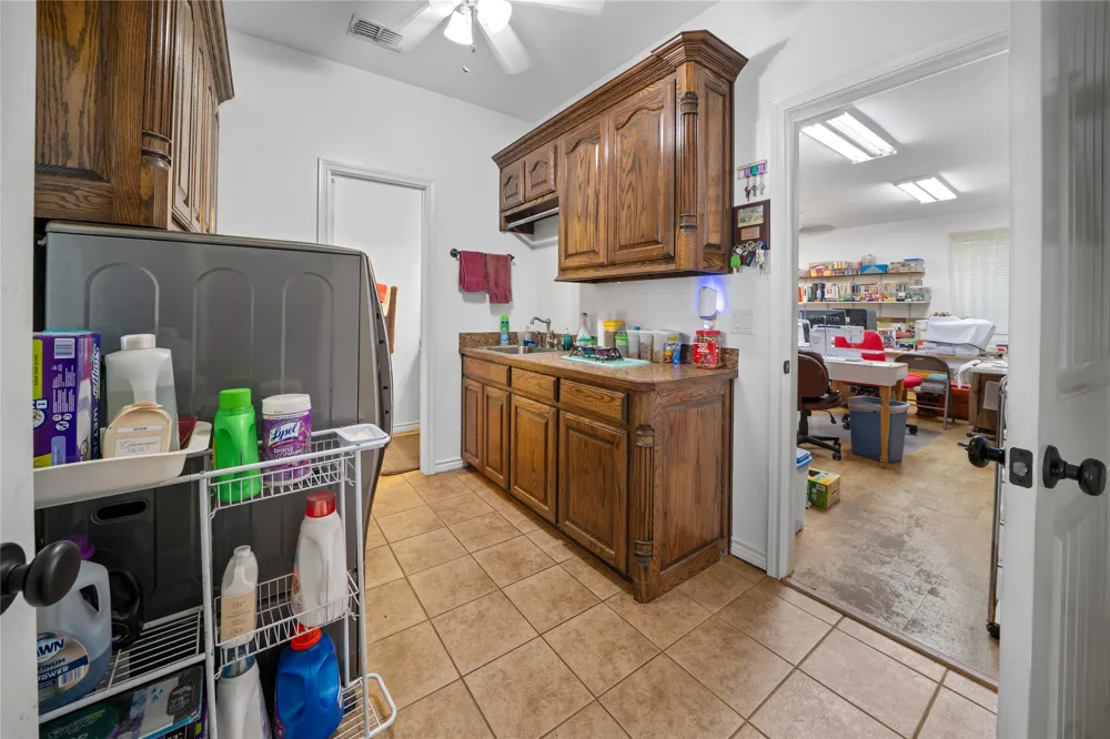 14226 County Road 434 Lindale, TX 75771