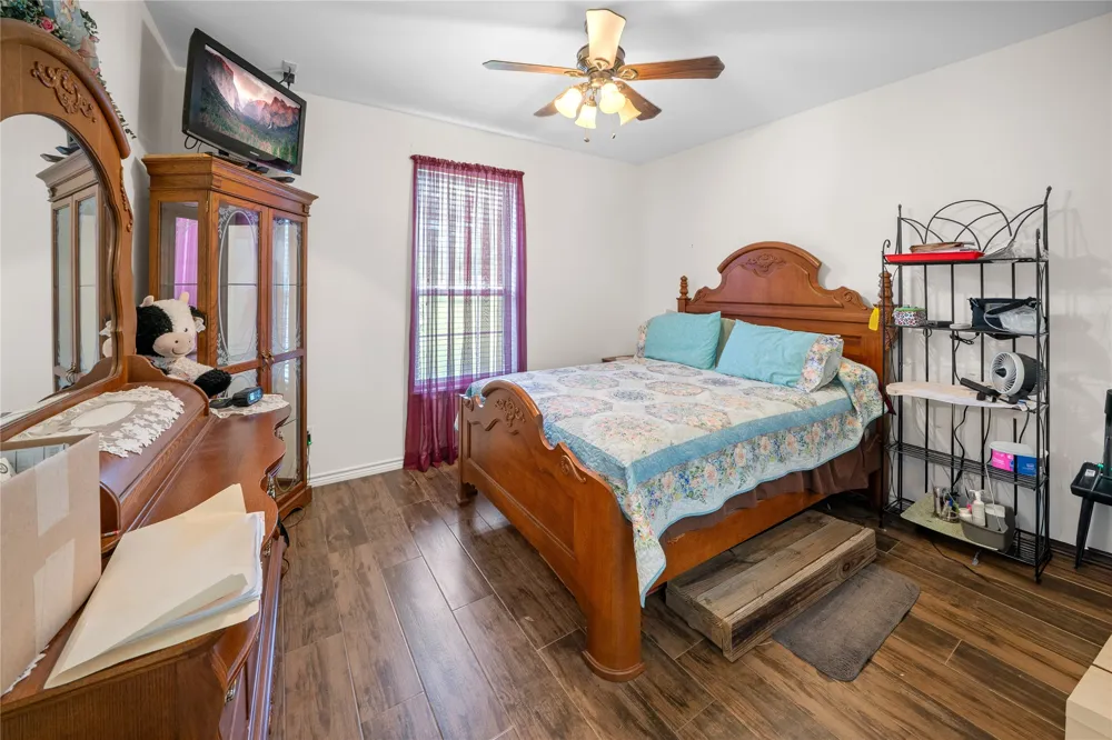 14226 County Road 434 Lindale, TX 75771
