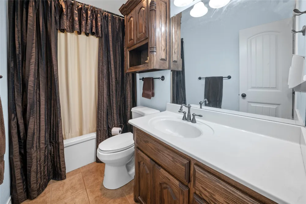 14226 County Road 434 Lindale, TX 75771