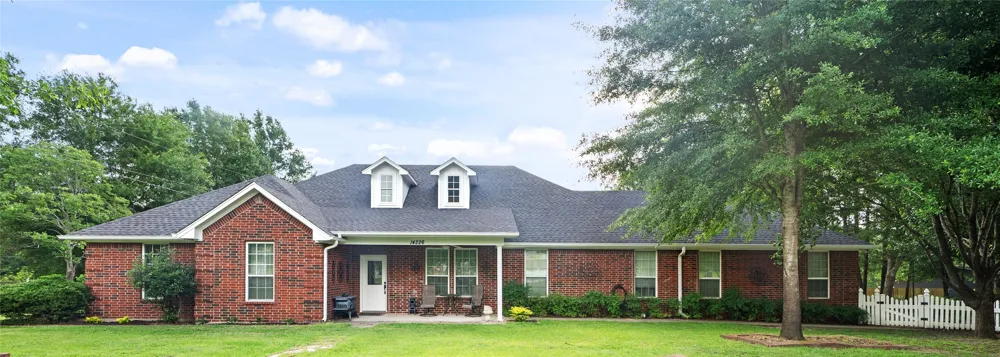 14226 County Road 434 Lindale, TX 75771