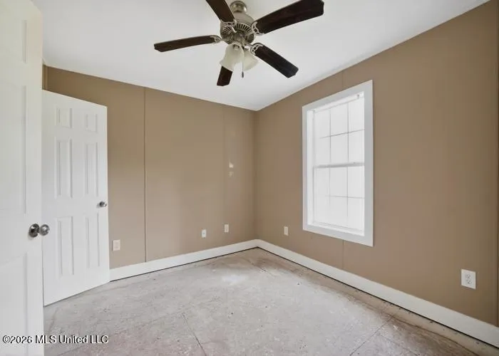 1014 Little Creek Drive Crystal Springs, MS 39059