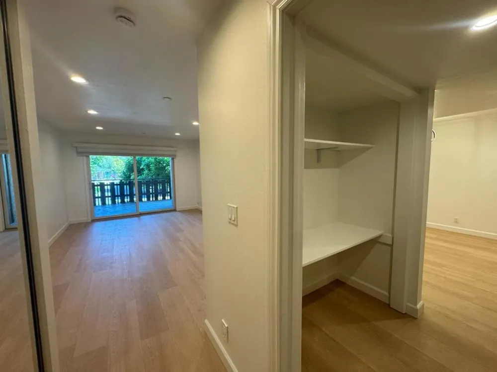 101 2nd Street #5 Los Altos, CA 94022