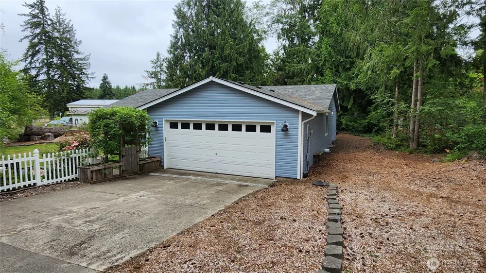 140 SE Foxglove Avenue Shelton, WA 98584