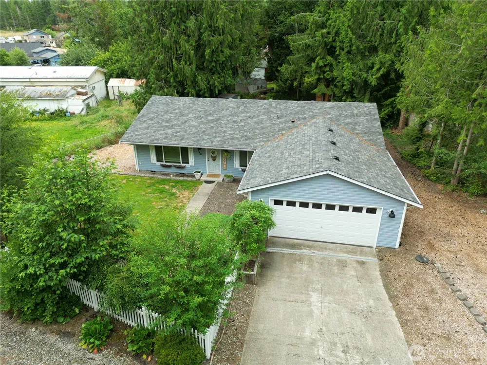 140 SE Foxglove Avenue Shelton, WA 98584