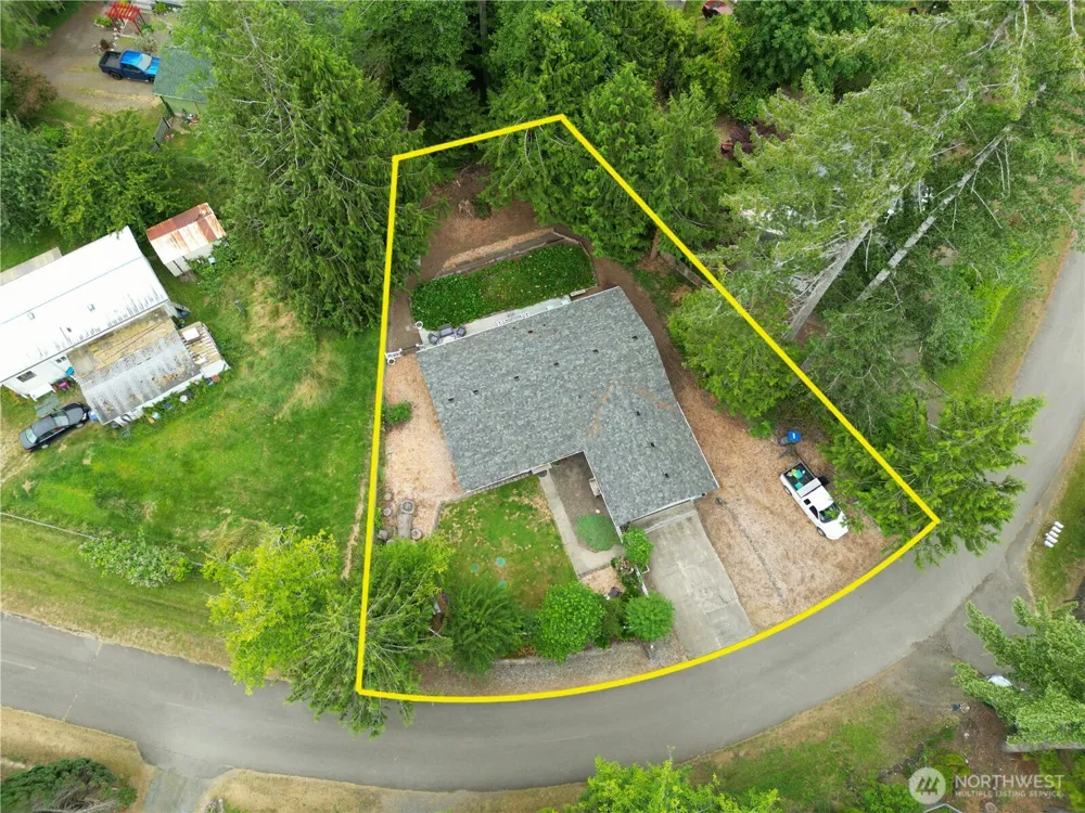 140 SE Foxglove Avenue Shelton, WA 98584