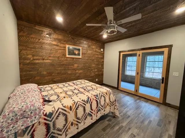 14027 Shafer Road Crosslake, MN 56442
