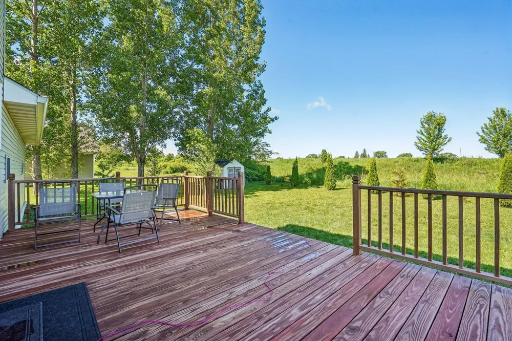 153 Summerfield Drive Waverly, MN 55390