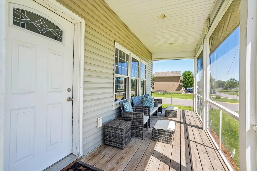 153 Summerfield Drive Waverly, MN 55390