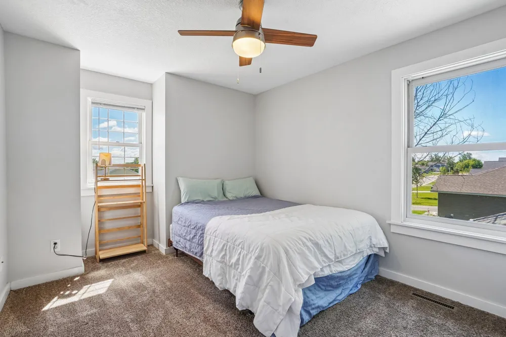 153 Summerfield Drive Waverly, MN 55390
