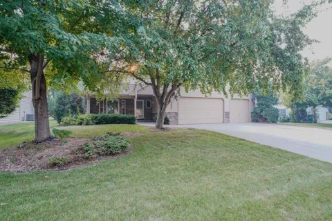 9023 Nantwick Ridge