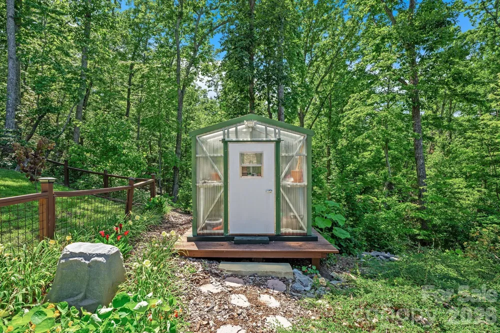 745 Mossy Oak Trail Nebo, NC 28761