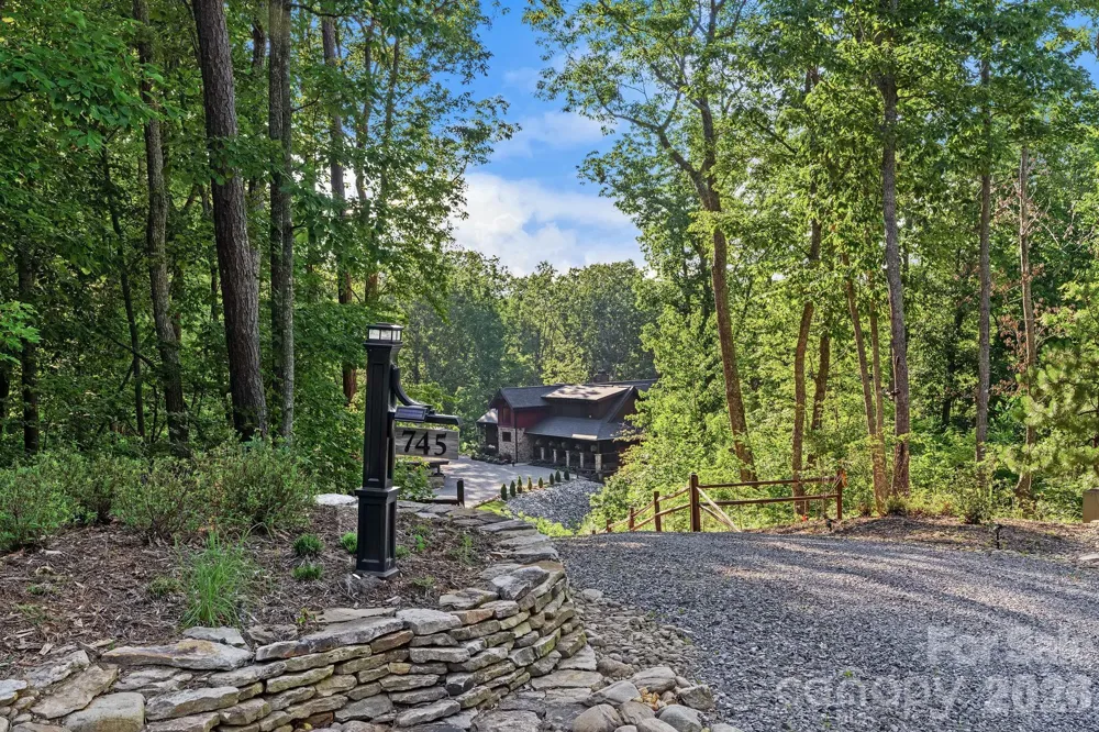 745 Mossy Oak Trail Nebo, NC 28761