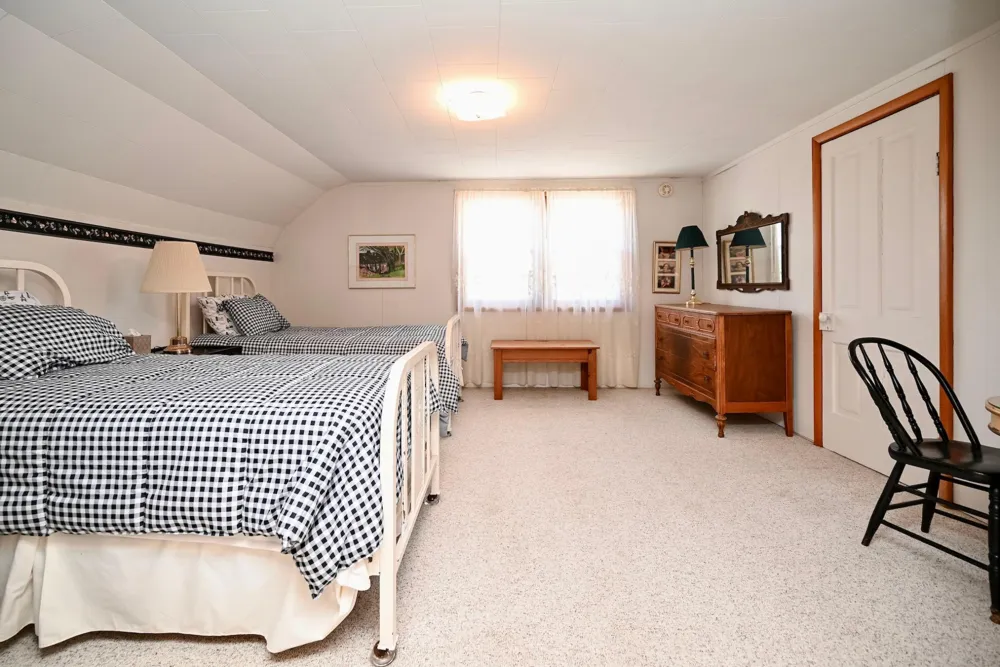 557 E 2nd Street Winona, MN 55987
