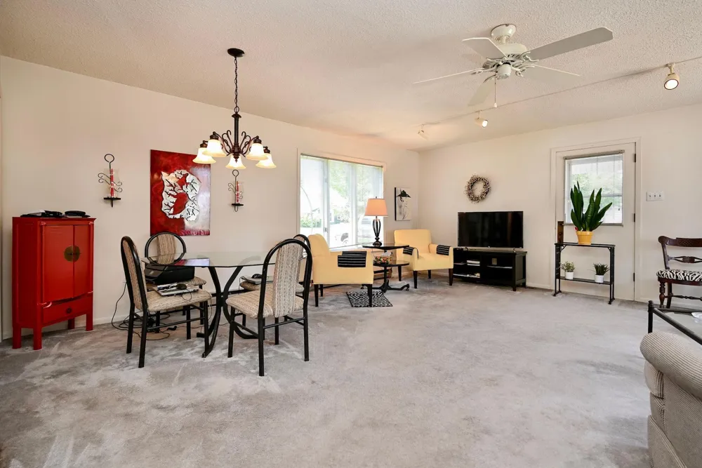 557 E 2nd Street Winona, MN 55987