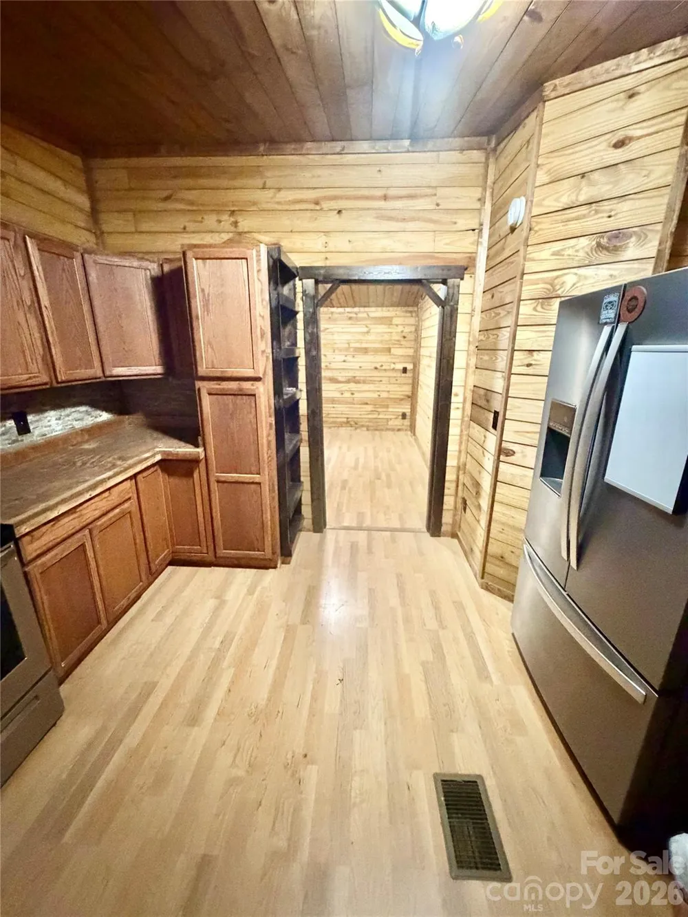 1050 Wyatt Town Road Burnsville, NC 28714