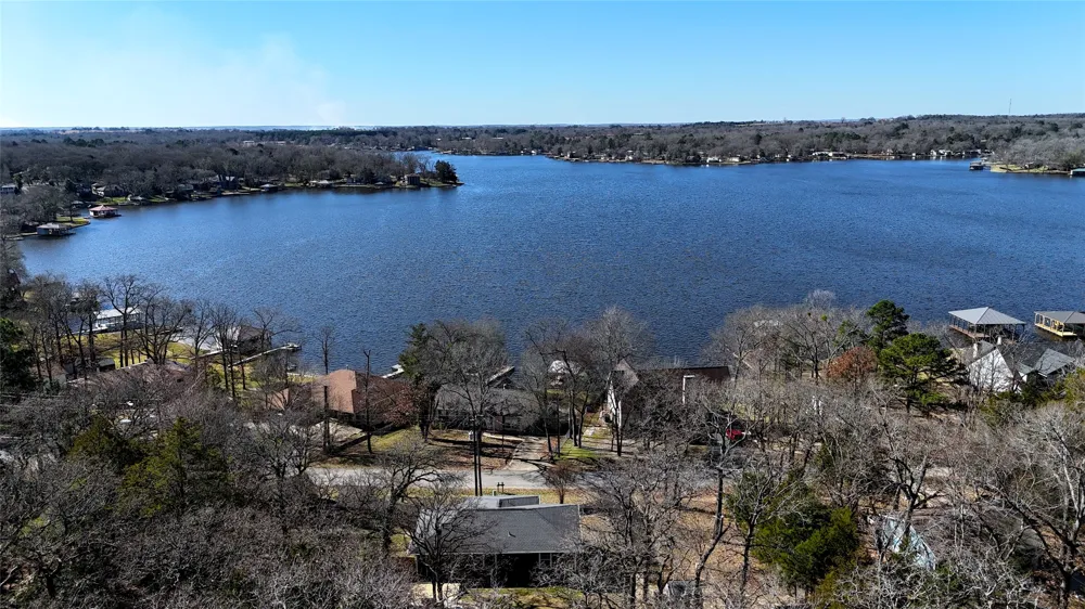 640 Callender Lake Drive Murchison, TX 75778